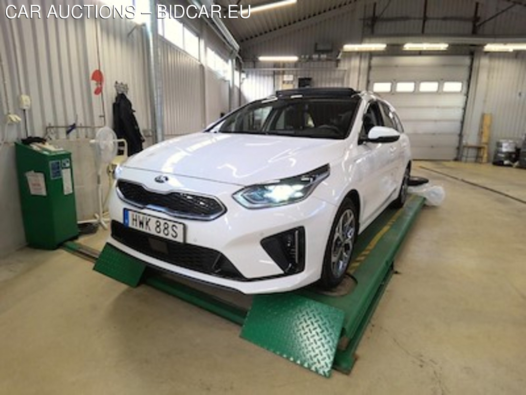 Kia Ceed SW Plug-In Hybrid Advance Plus 2 Drag