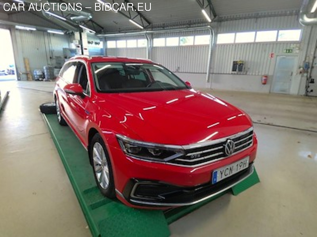 Volkswagen PASSAT GTE SC Executive Dragpkt Varmare Active Info