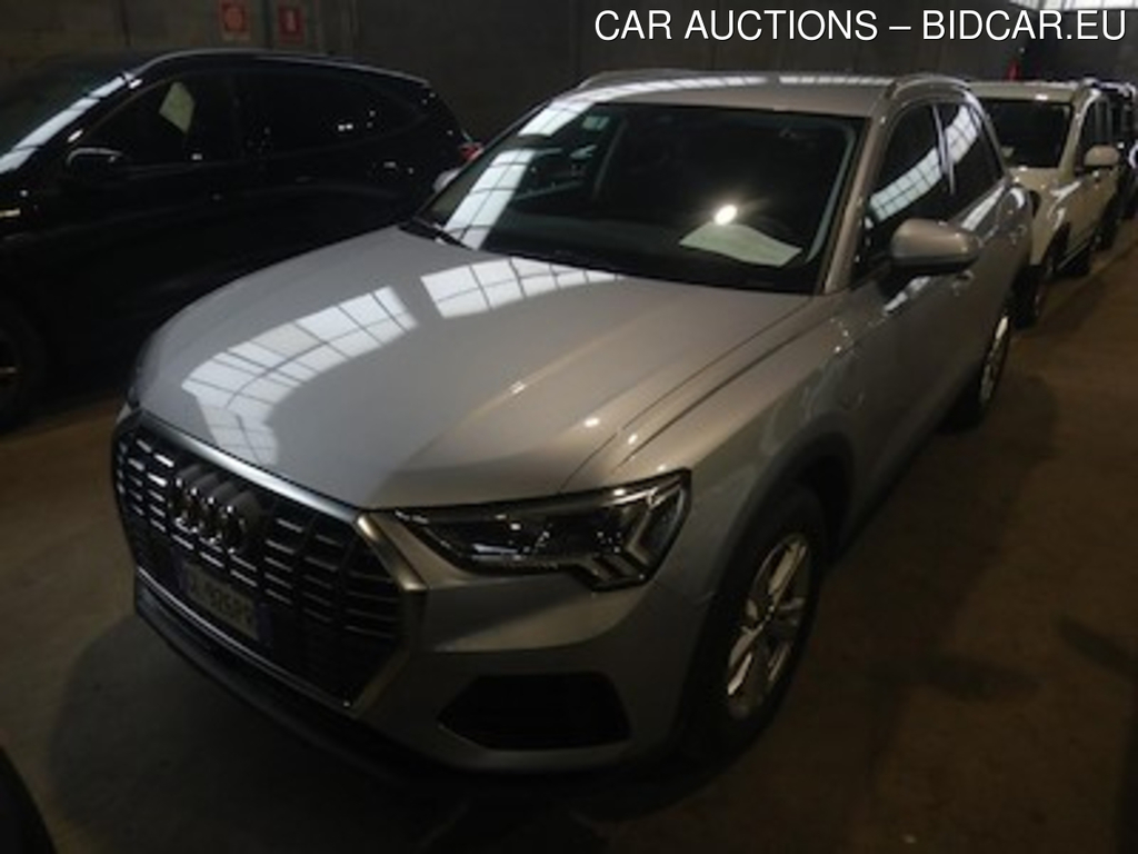 Audi Q3 45 Tfsi E S Tronic Business