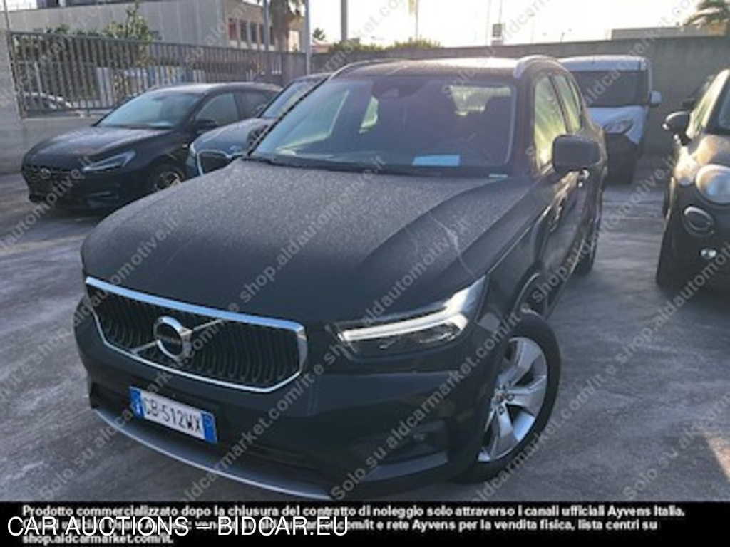 Volvo xc40 D3 geartronic momentum pro -