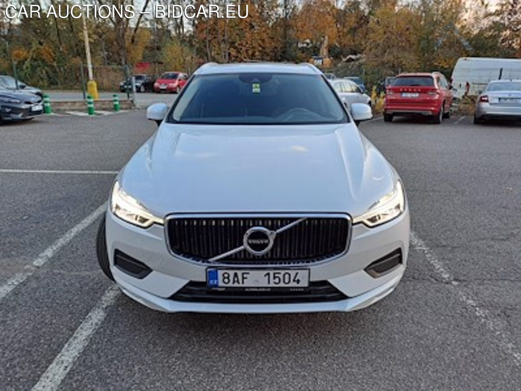 Volvo XC60 2.0 B4 Drive-E Momentum Pro AWD Auto