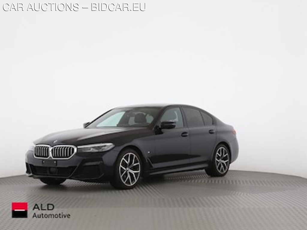 BMW series 5 2.0 520D AUTO SHIFTESSENTIAL EDITION