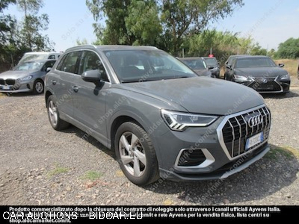 Audi Q3 40 tdi quattro S -