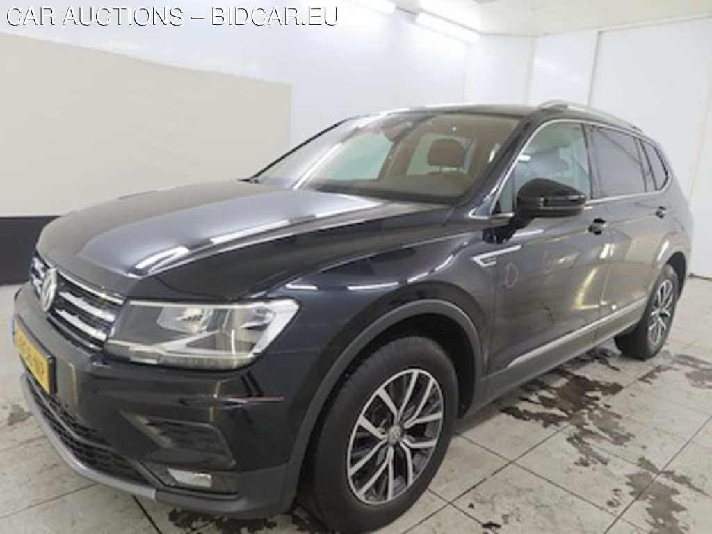 Volkswagen Tiguan allspace 1.5 TSI DSG Comfortline Business 5d