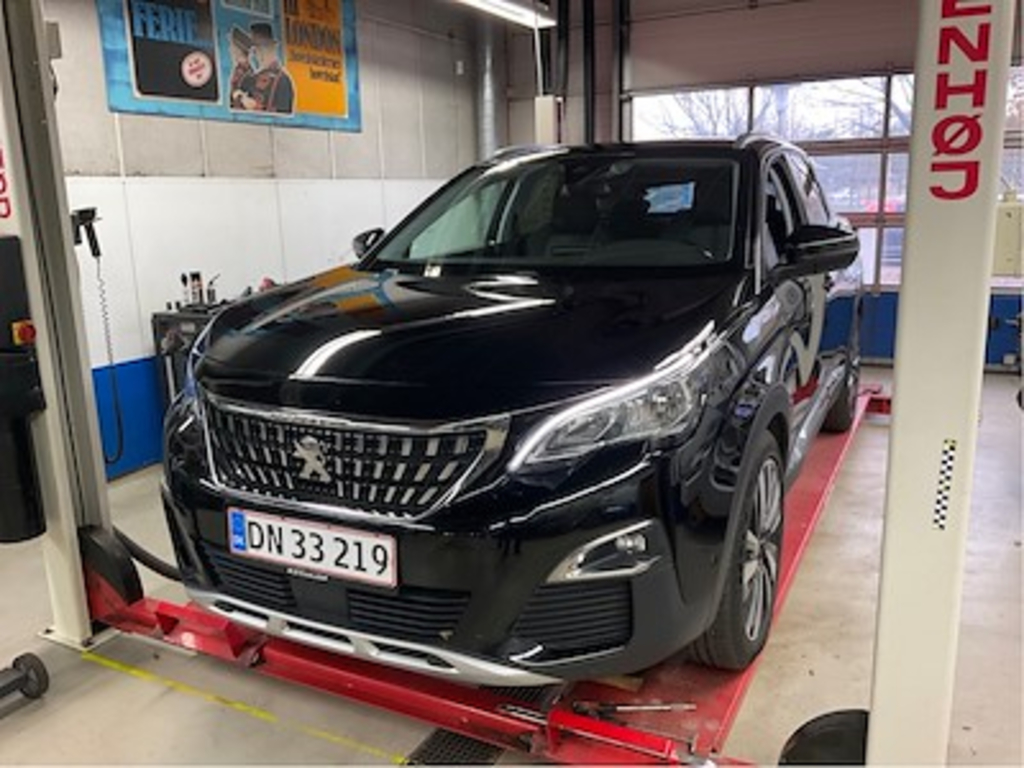 Peugeot 3008 1.5 BLUEHDI 130 ALLURE EAT8 UA!