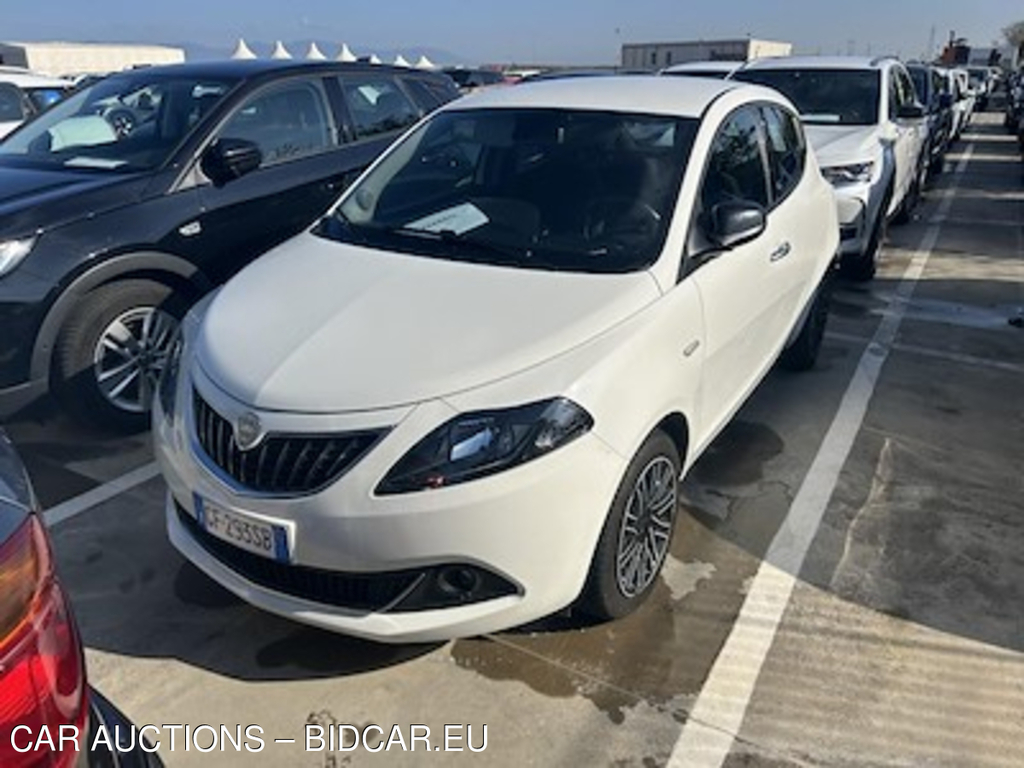 Lancia Ypsilon PC 1.0 Firefly 70cv S&amp;s Hybrid Gold