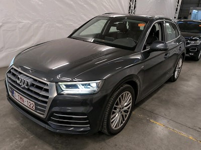 Audi Q5 2.0 TDI QUATTRODESIGN S TRONI