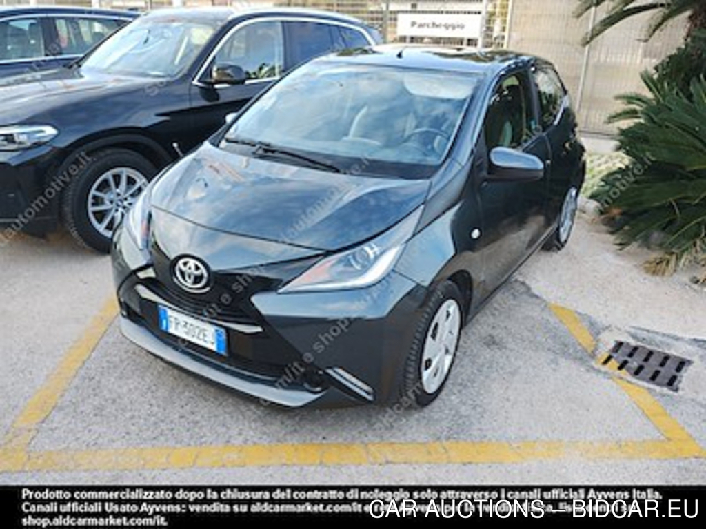 Toyota aygo 1.0 vvt-i x-business micro -