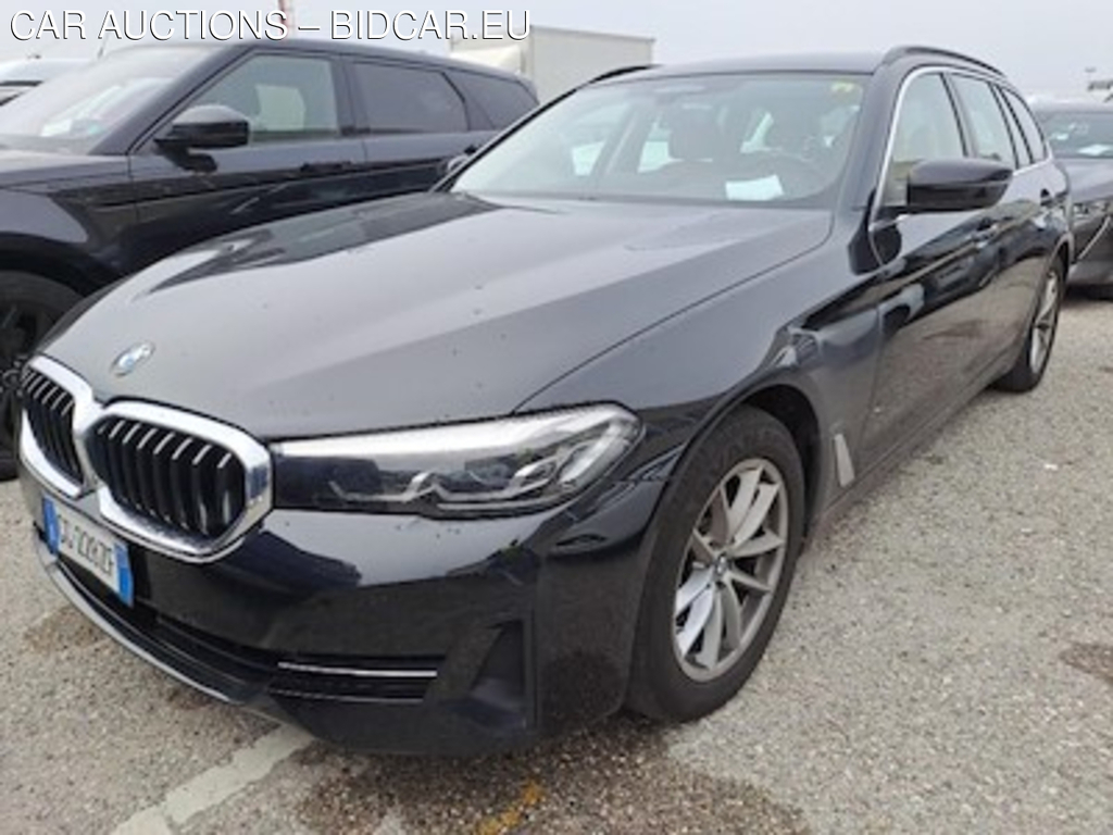 BMW Series 5 SW 520d Xdrive Business Auto Mh48v Touring