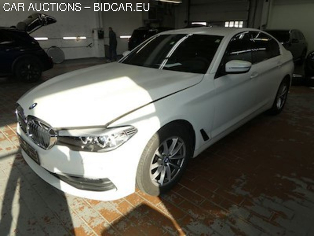 BMW series 5 2.0 520D XDRIVE A