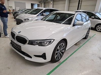 BMW Series 3 318d Touring 110KW