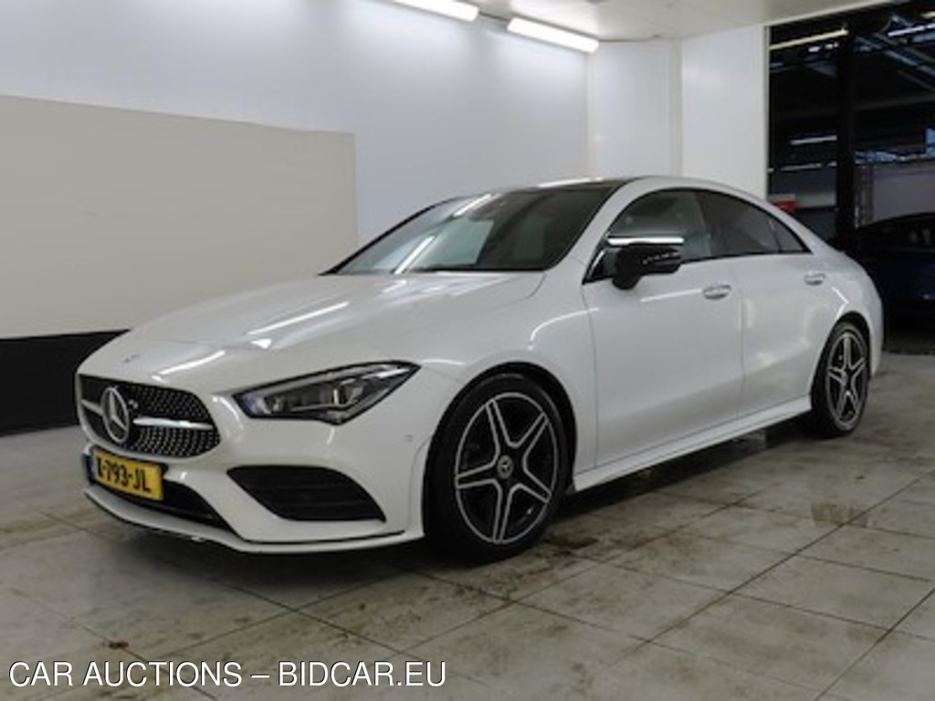 Mercedes-Benz CLA CLA 180 DCT Business Solution AMG 4d