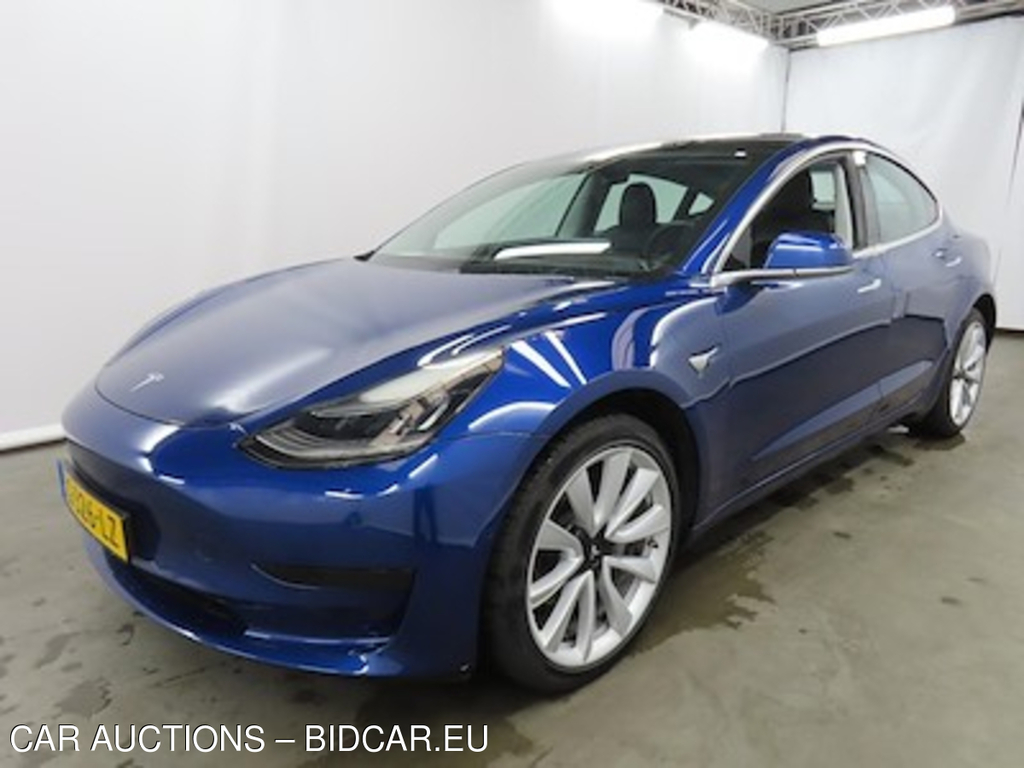 Tesla Model 3 Standard Range Plus RWD 4d