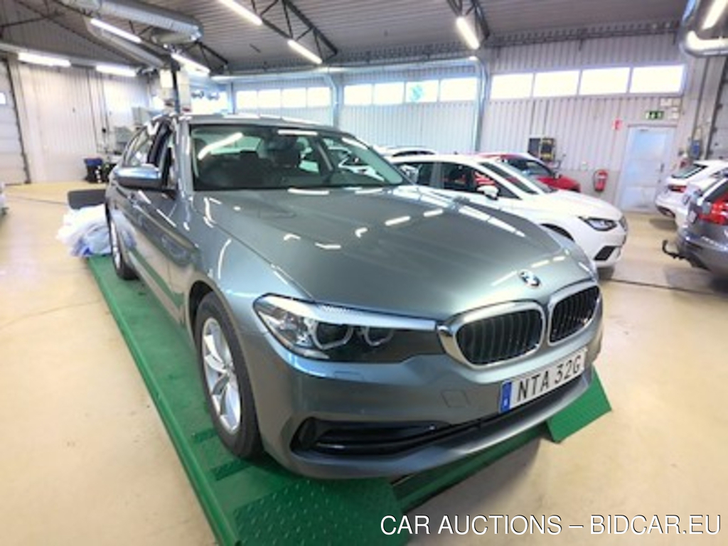 BMW Series 5 530e Xdrive Sport Line