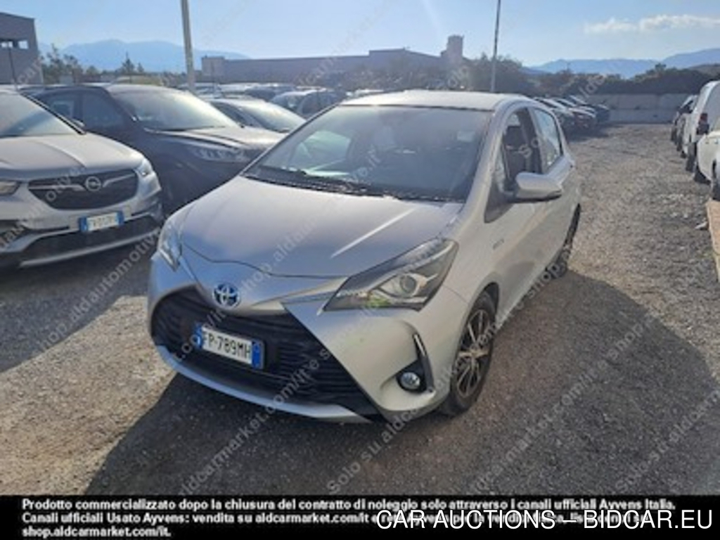 Toyota yaris 1.5 hybrid active hatchback -