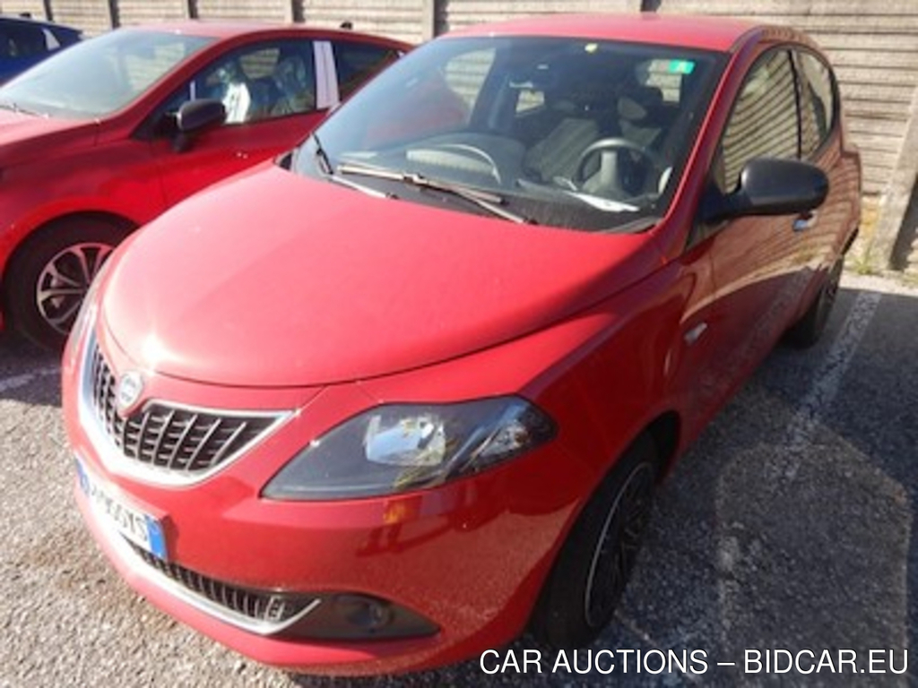 Lancia Ypsilon PC 1.0 Firefly 70cv S&amp;s Hybrid Gold