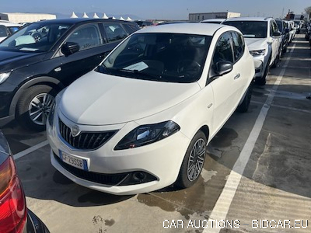 Lancia Ypsilon PC 1.0 Firefly 70cv S&amp;s Hybrid Gold