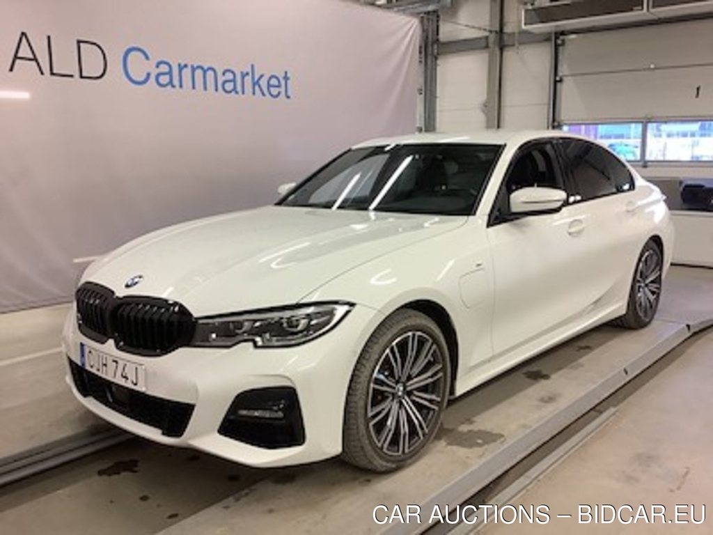 BMW 330e M-Sport, AUTOMAT