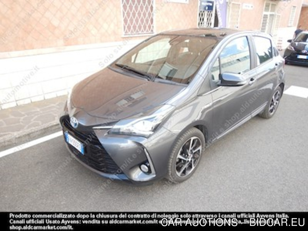 Toyota yaris 1.5 hybrid style hatchback -
