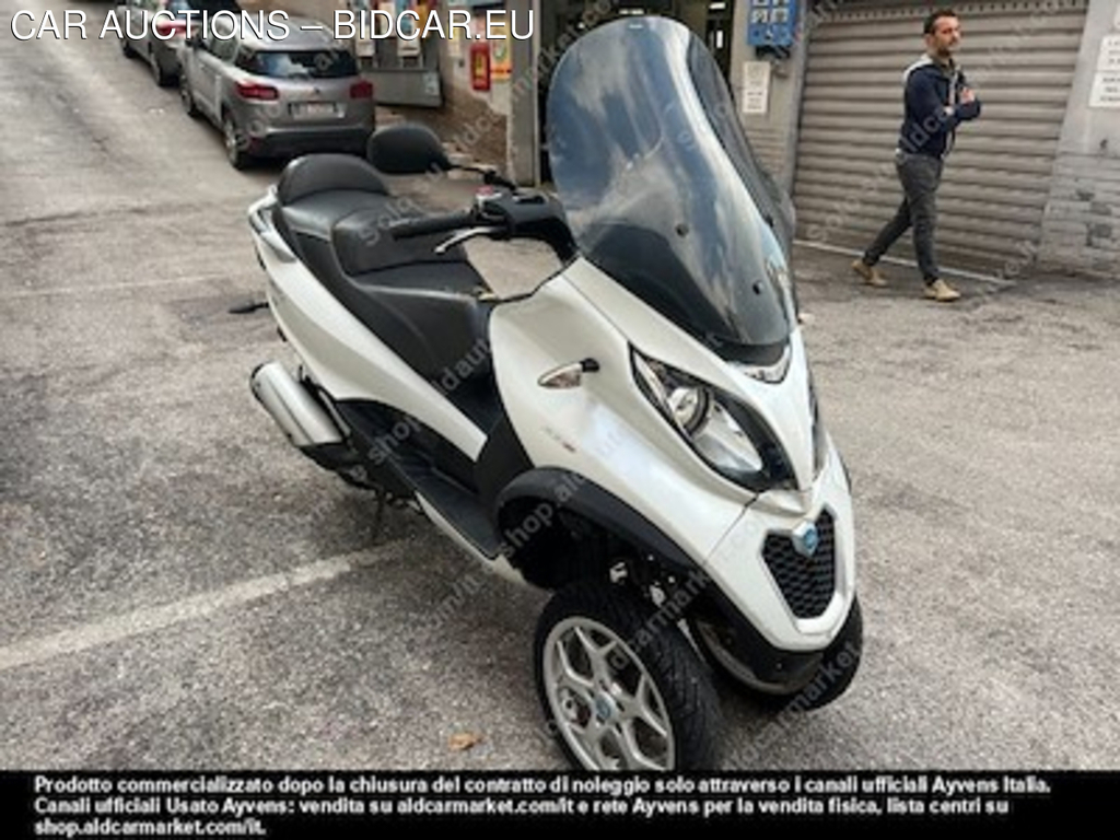 Piaggio mp3 300 IE business LT -
