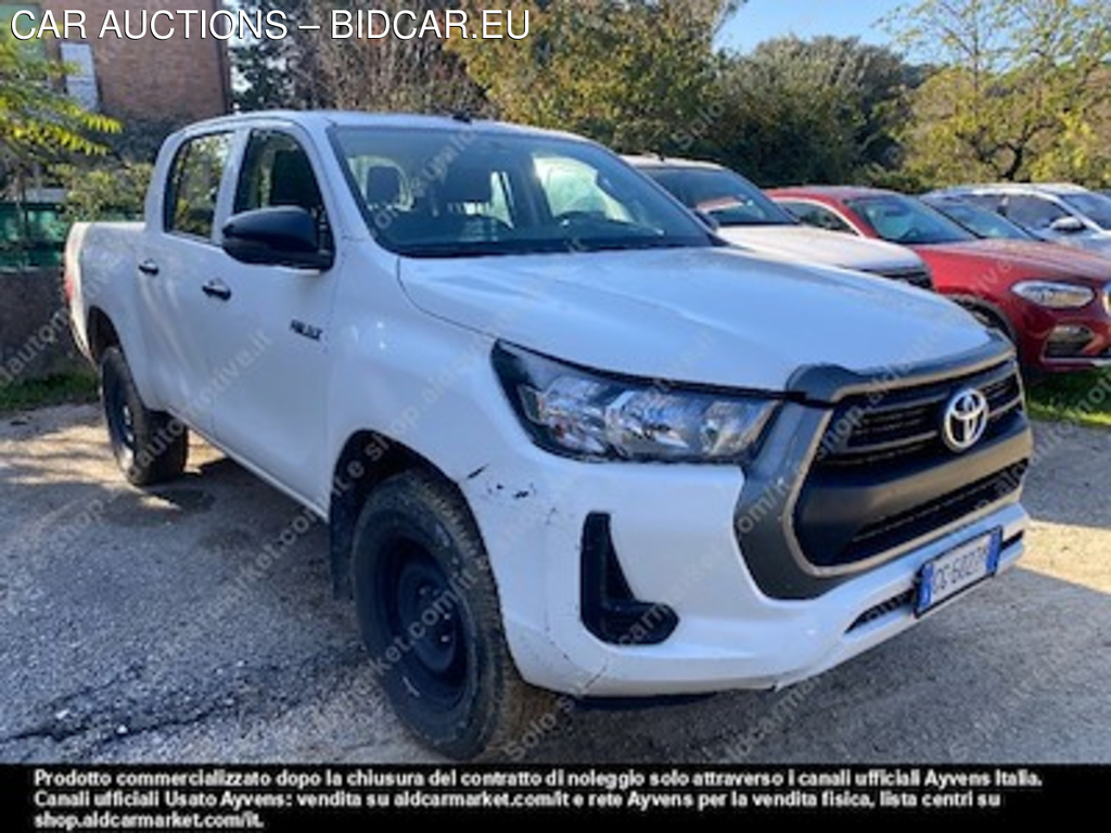 Toyota hilux 2.4 d-4d MT DC -