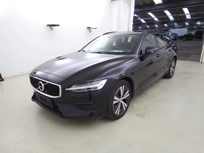 Volvo V60 B3 B GEARTRONIC Momentum Core, 2021