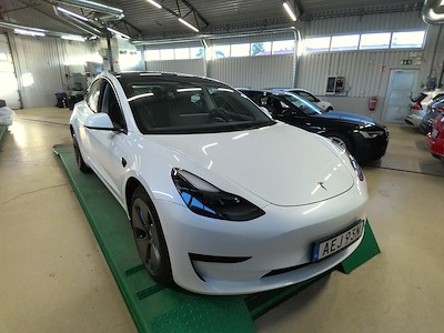 Tesla Model 3 Standard Range Plus Rwd