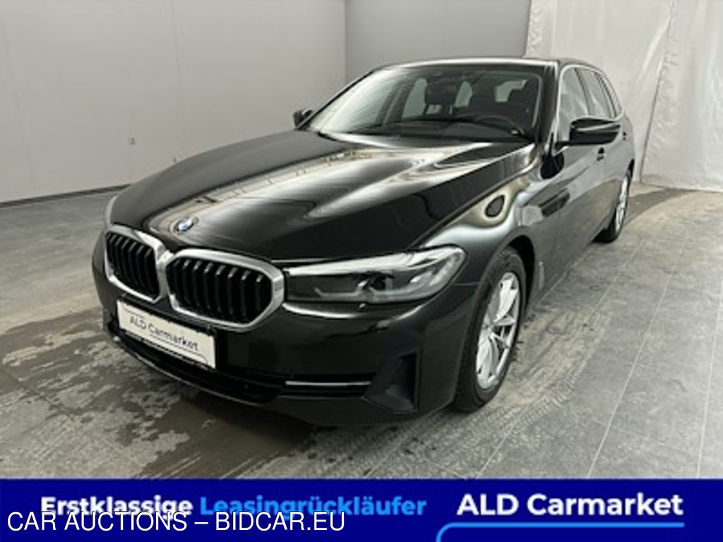 BMW 5er BMW 530d Touring Aut. Kombi, 5-turig, Automatik, 8-Gang