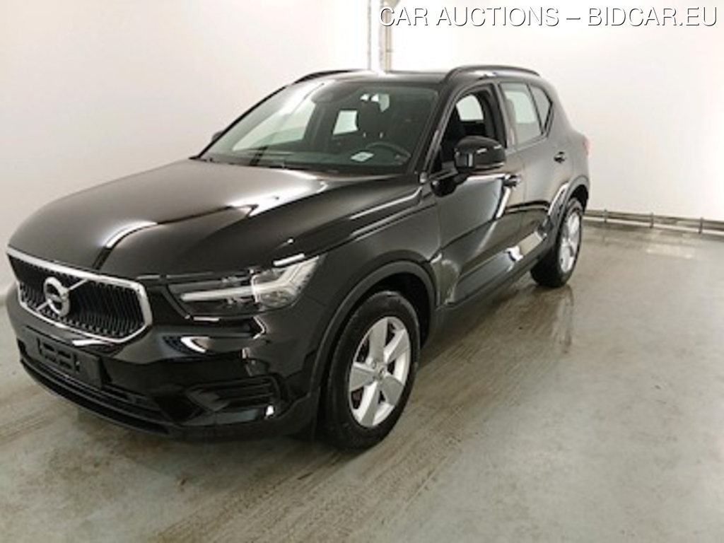 Volvo XC40 1.5 T2 MOMENTUM CORE AUTO Sensus Navigation