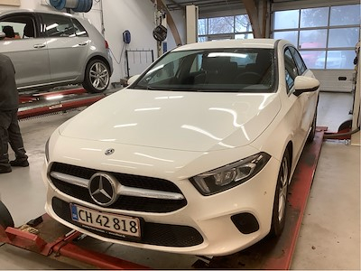 Mercedes-Benz A-Klasse 1.5 A 180 D Business DCT UA!