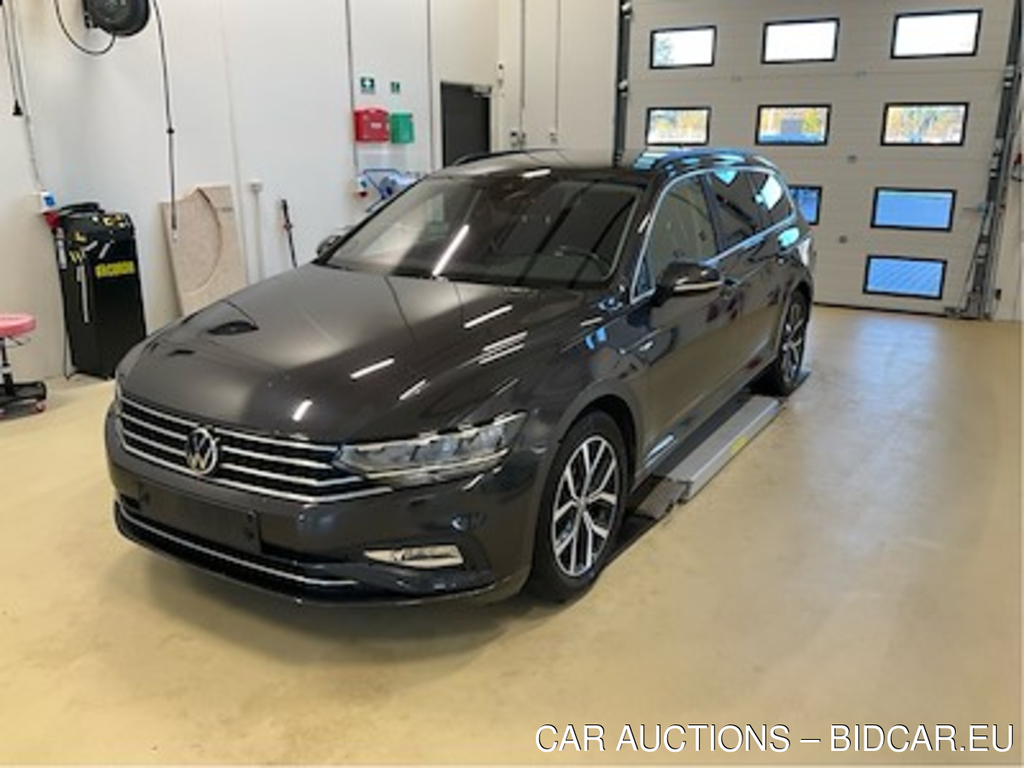 Volkswagen PASSAT 2.0 TDI 150 BUSINESS PLUS DSG VARIANT UA!