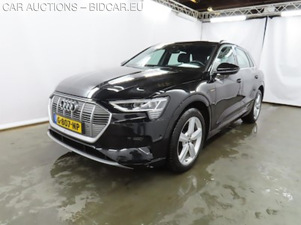 Audi E-tron 55 quattro advanced 5d