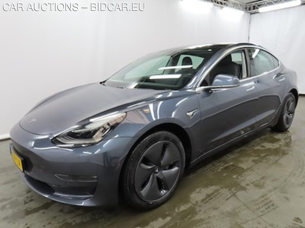 Tesla Model 3 Long Range Dual Motor AWD 4d