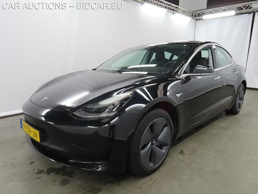 Tesla Model 3 Standard Range Plus RWD 4d