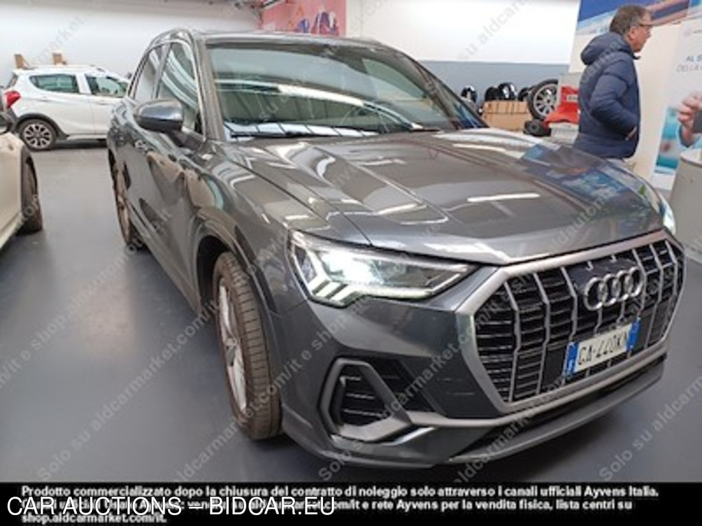 Audi Q3 40 tdi quattro S -