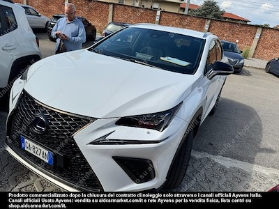 Lexus NX hybrid F sport 4wd -