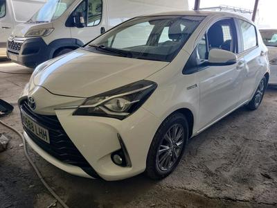 Toyota Yaris 1.5 100H Active berlina con porton 74kW 5P automatica, 2020