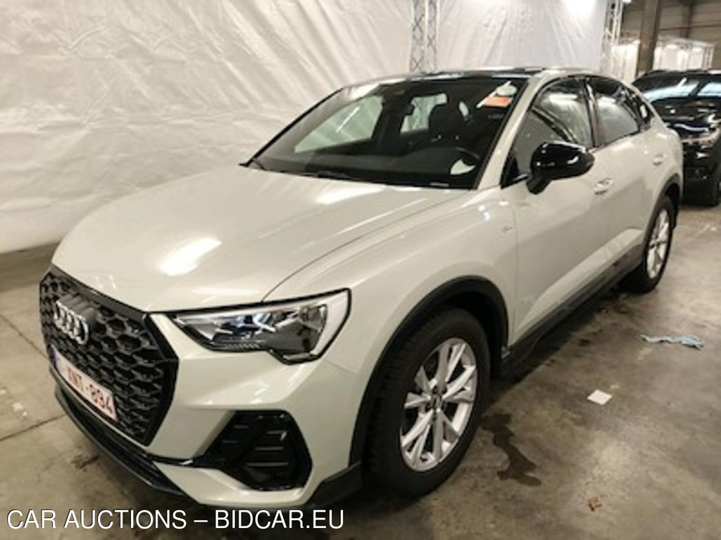 Audi Q3 sportback 1.5 35 TFSI S LINE S TRONIC Shadow Look Business Plus Licht