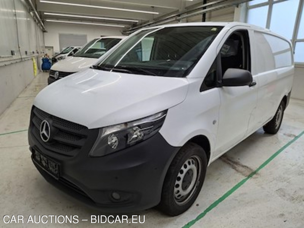 Mercedes-Benz Vito Kastenwagen 114 CDI lang 4x4 Automatik 1