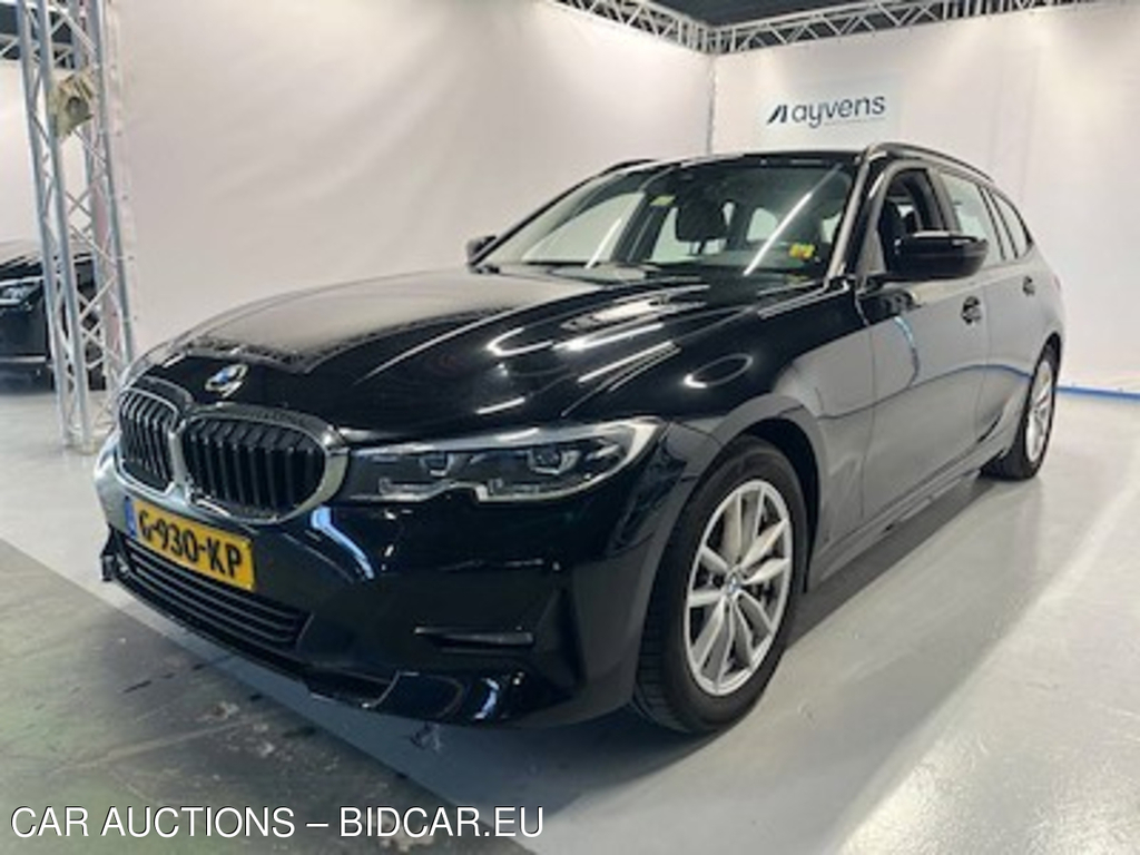 BMW 3-serie touring 330i 258pk Aut Introduction