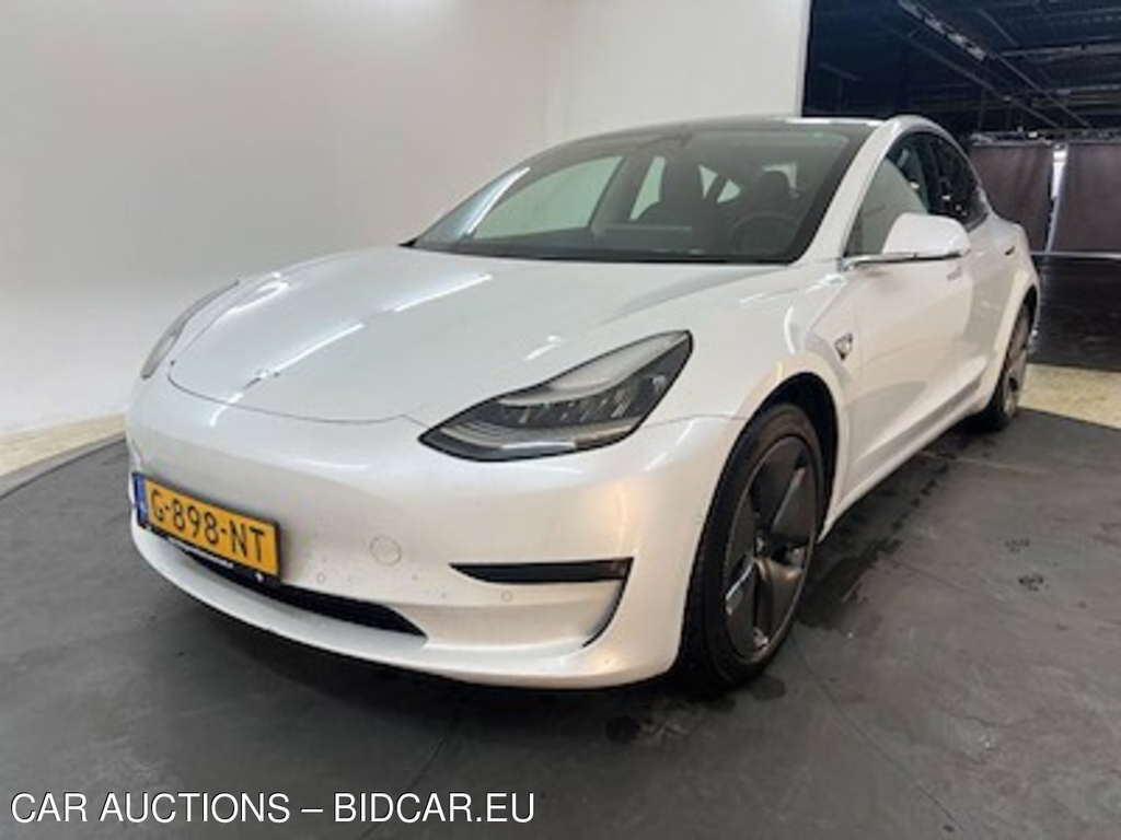 Tesla Model 3 Standard Range Plus RWD