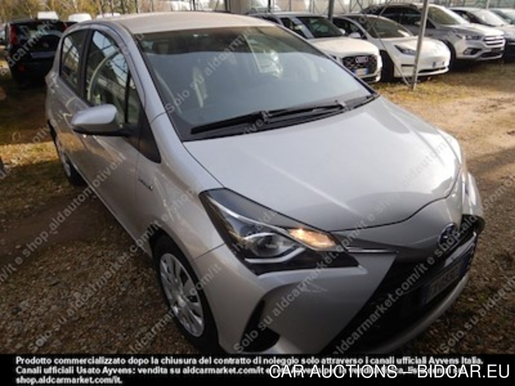 Toyota yaris 1.5 hybrid cool my18 -