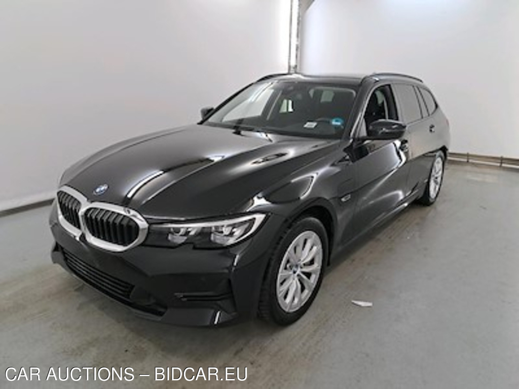 BMW 3 series touring 2.0 330E (215KW) TOURING Business Plus