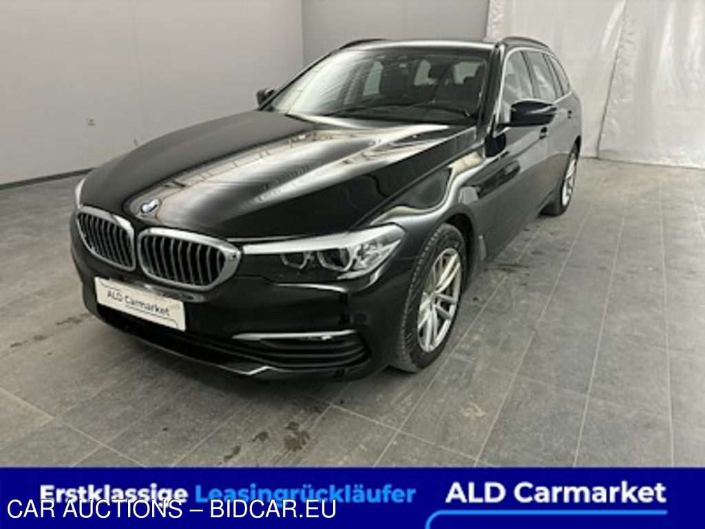 BMW 5er BMW 520d Touring Aut. Kombi, 5-turig, Automatik, 8-Gang