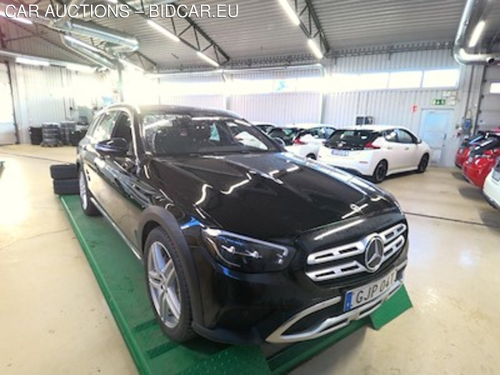 Mercedes-Benz E-Class 220 D 4matic All-Terrain Avantgarde