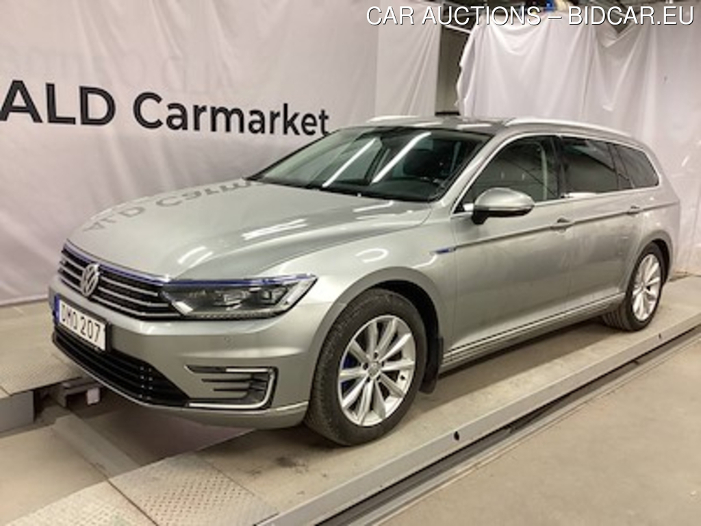 Volkswagen Passat gte Executive, LED-High, Pano, B-Kamera, Skinn/Alcantara, Auto