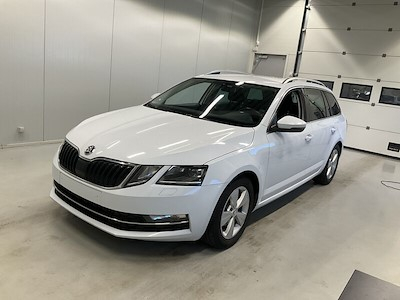 Skoda OCTAVIA 1.6 Tdi F Style Business Dsg7 Combi