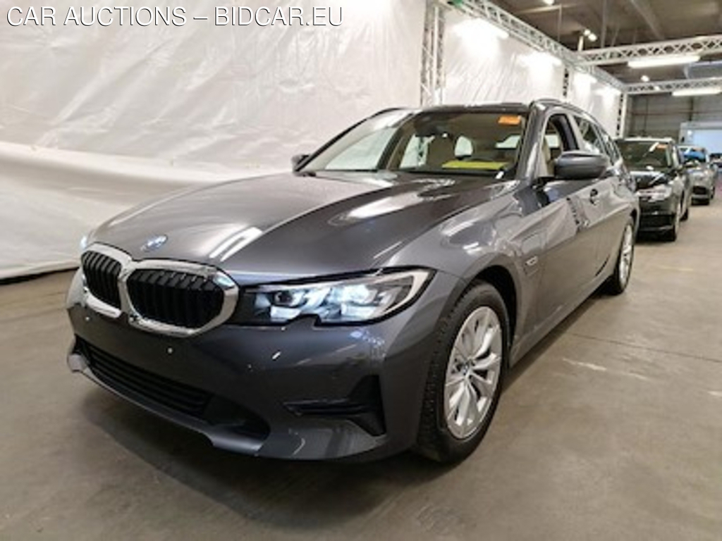 BMW 3 touring 320EA PHEV AUT