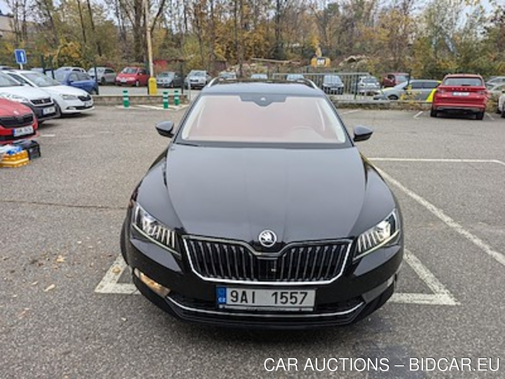 Skoda Superb 2.0 TDI 140kW 4x4 Style Combi DSG