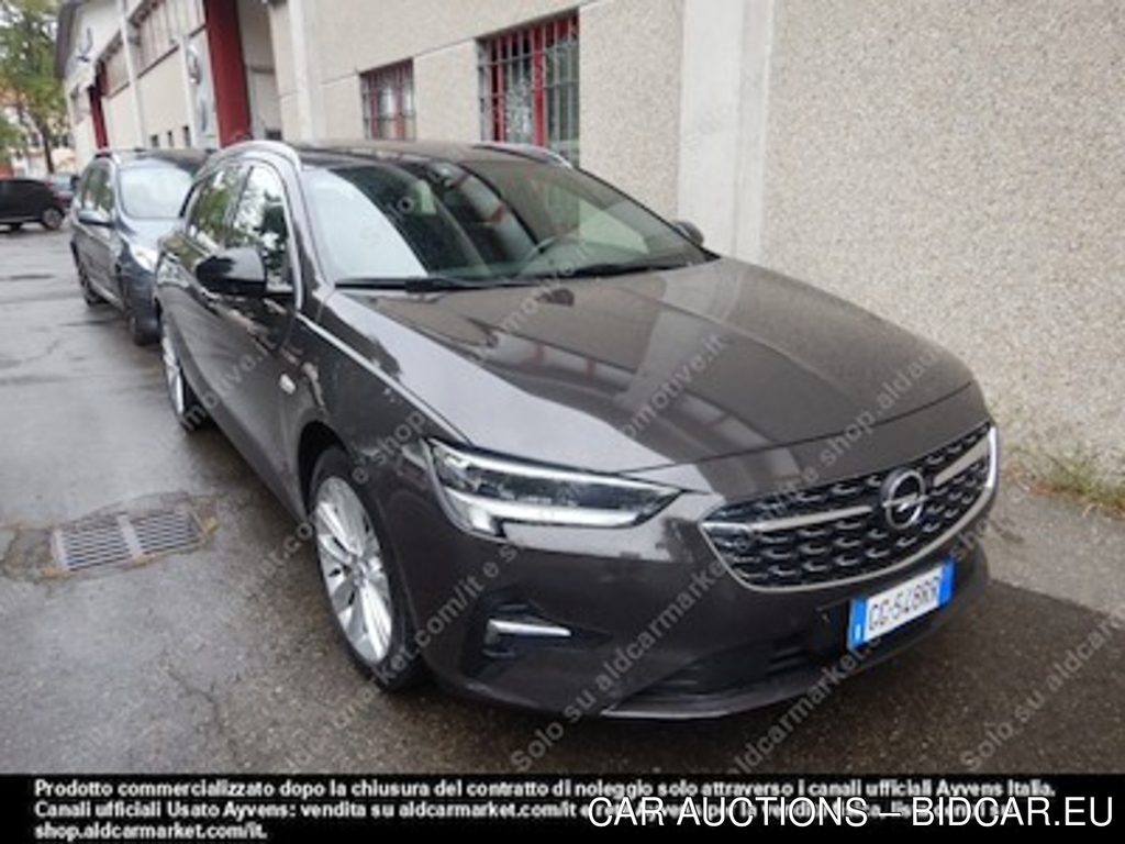 Opel insignia ST 2.0 cdti business -